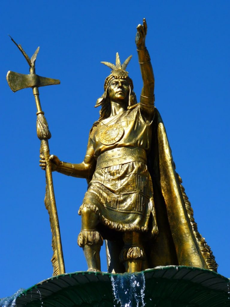 statue of Pachacuti