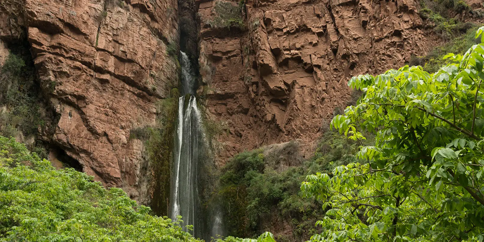 Perolniyoc Waterfall