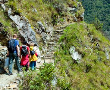 orange-nation-trekking-inca-trail-machu-picchu-carp