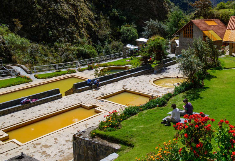 thermal hotsprings lares